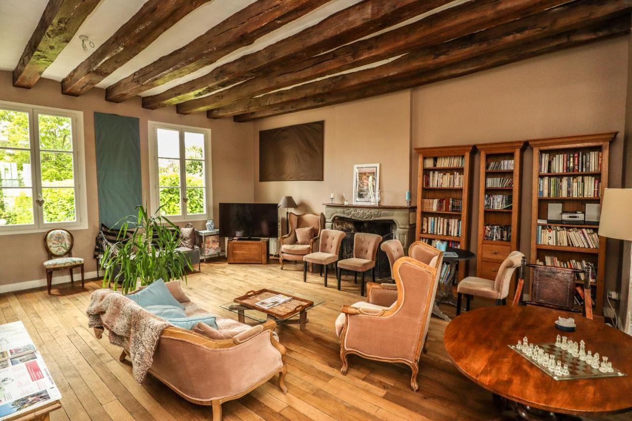 Le Grand Presbytere De Beaulieu Екстериор снимка